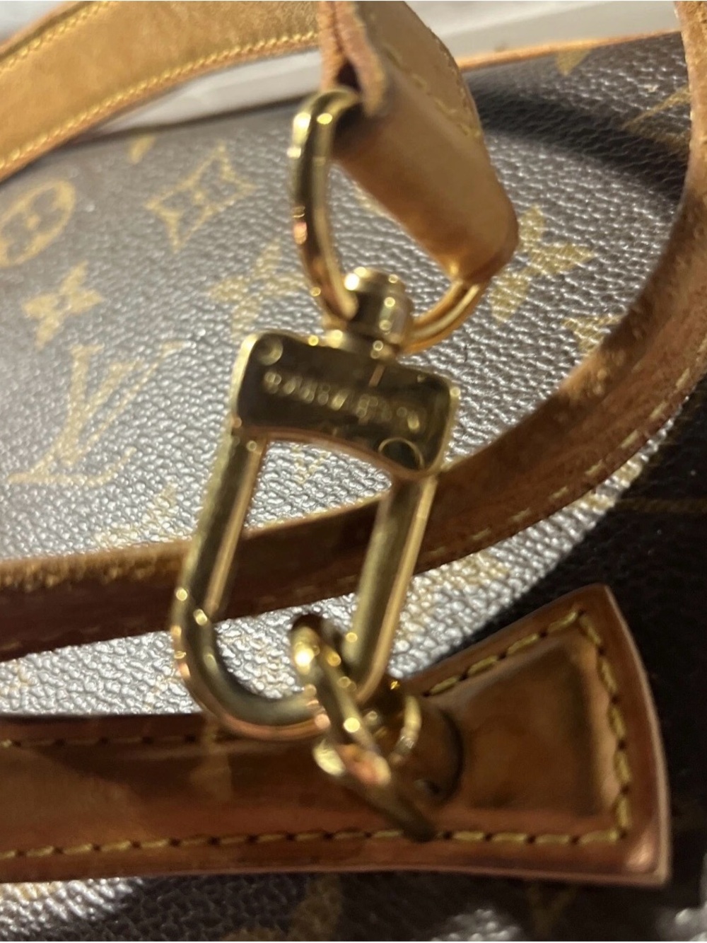 Louis Vuitton Monogram Canvas Train case/ Toiletry Case in Brown and Tan - Picture 3 of 16